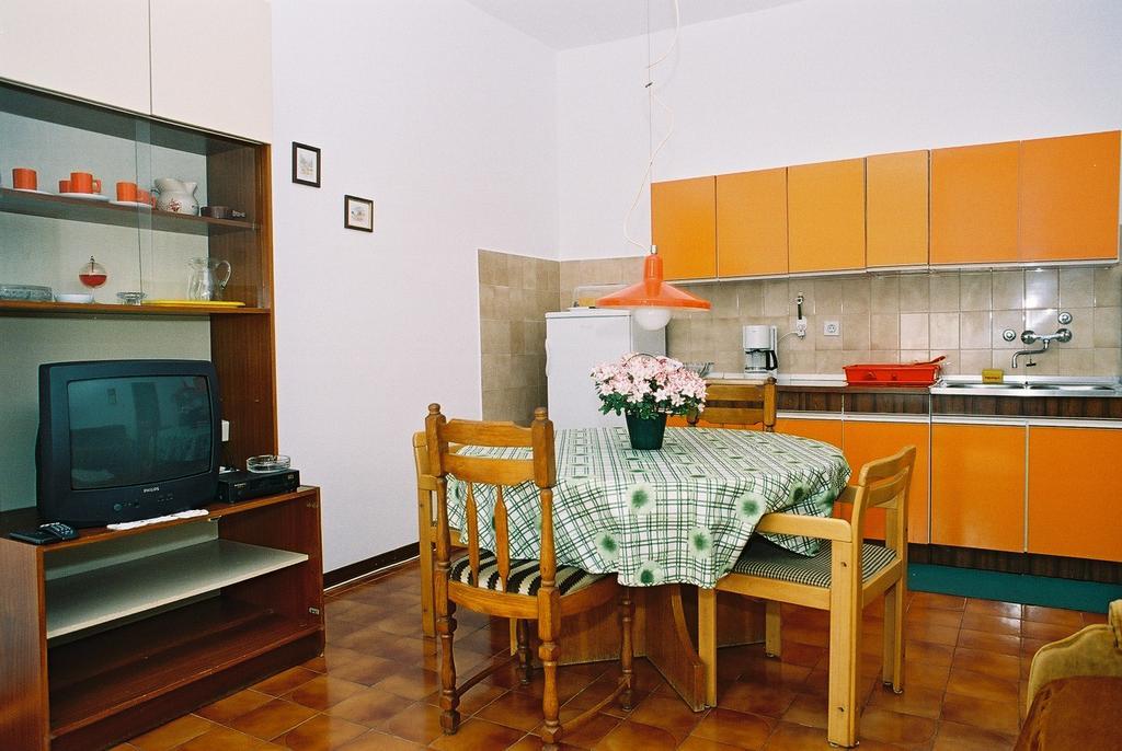 Appartement House Monika à Poreč Extérieur photo