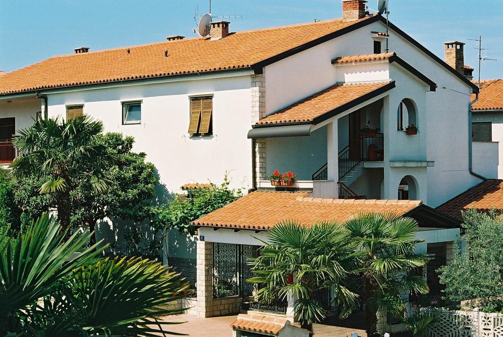 Appartement House Monika à Poreč Extérieur photo